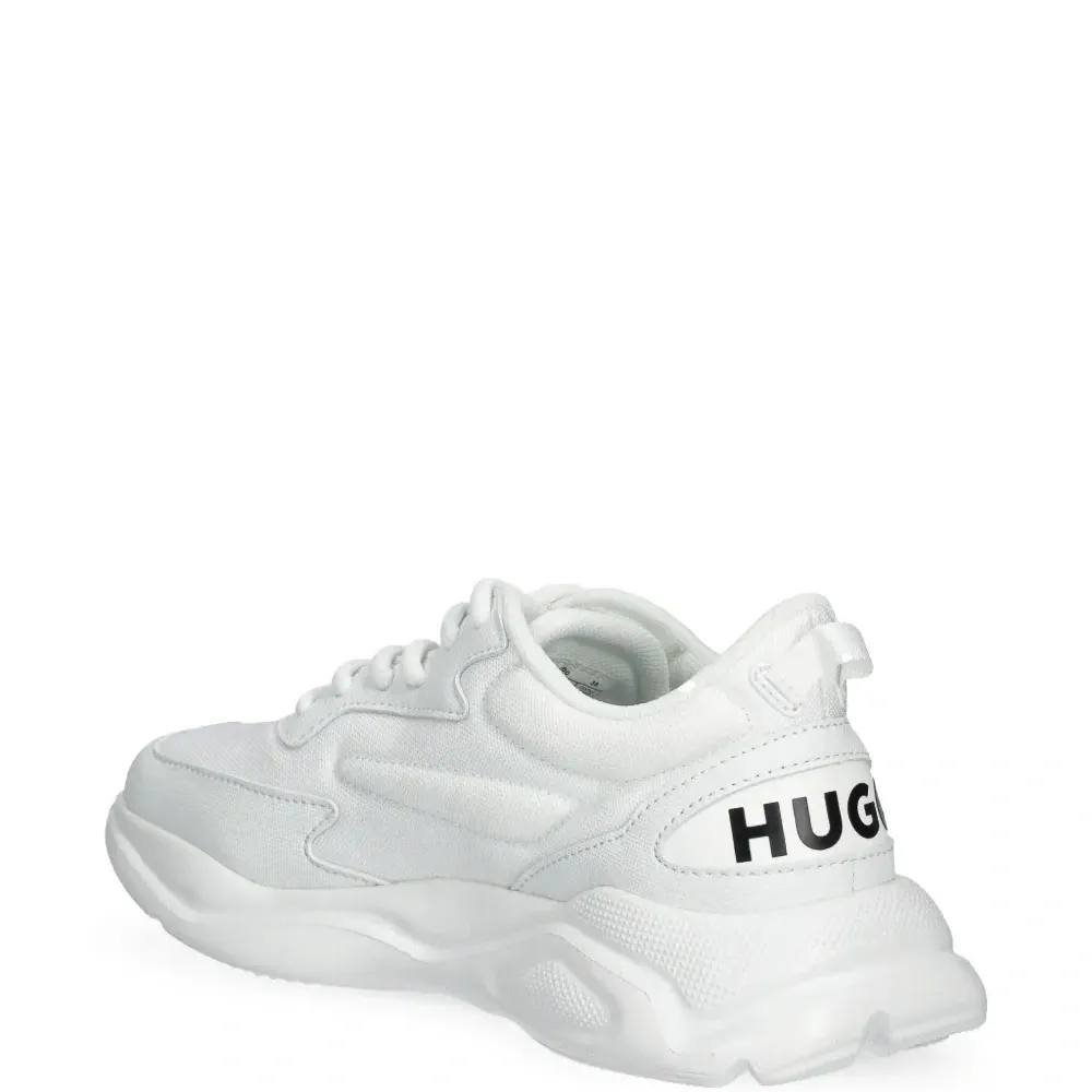 Кроссовки с логотипом