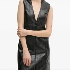 Платье мини с V-образным вырезом