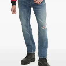 Джинсы с логотипом