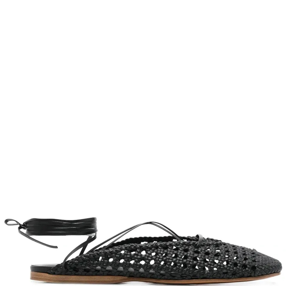 Плетеные сандалии Плетеные сандалии