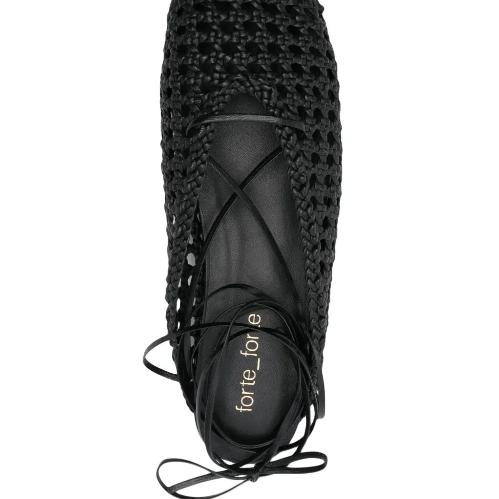 Плетеные сандалии Плетеные сандалии