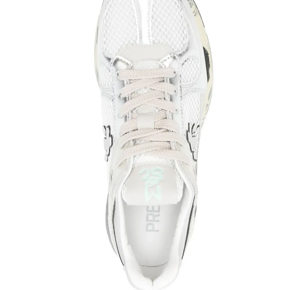 Кроссовки Mase