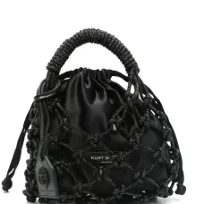 Маленькая сумка-тоут в технике макраме