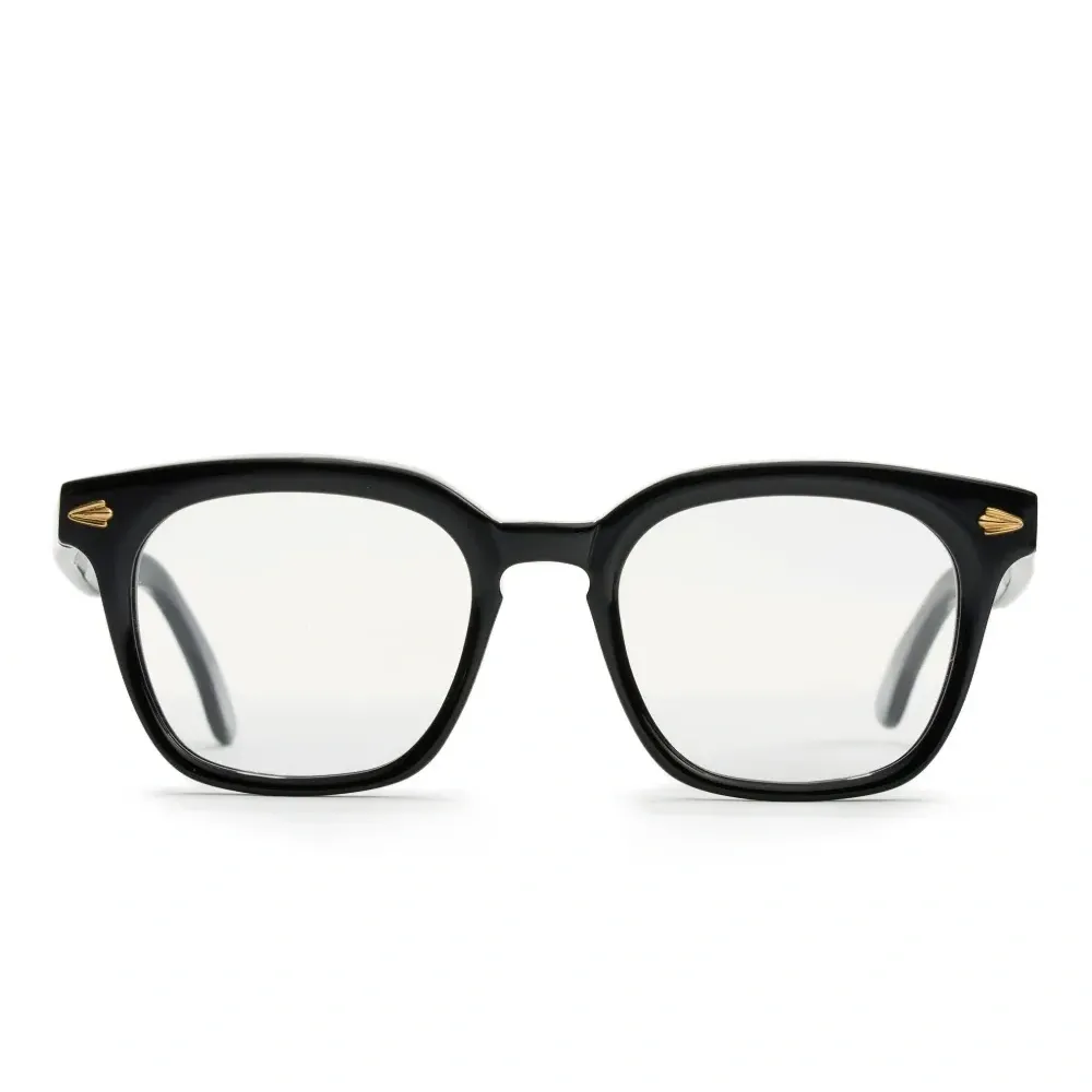 Очки в квадратной оправе Очки в квадратной оправе