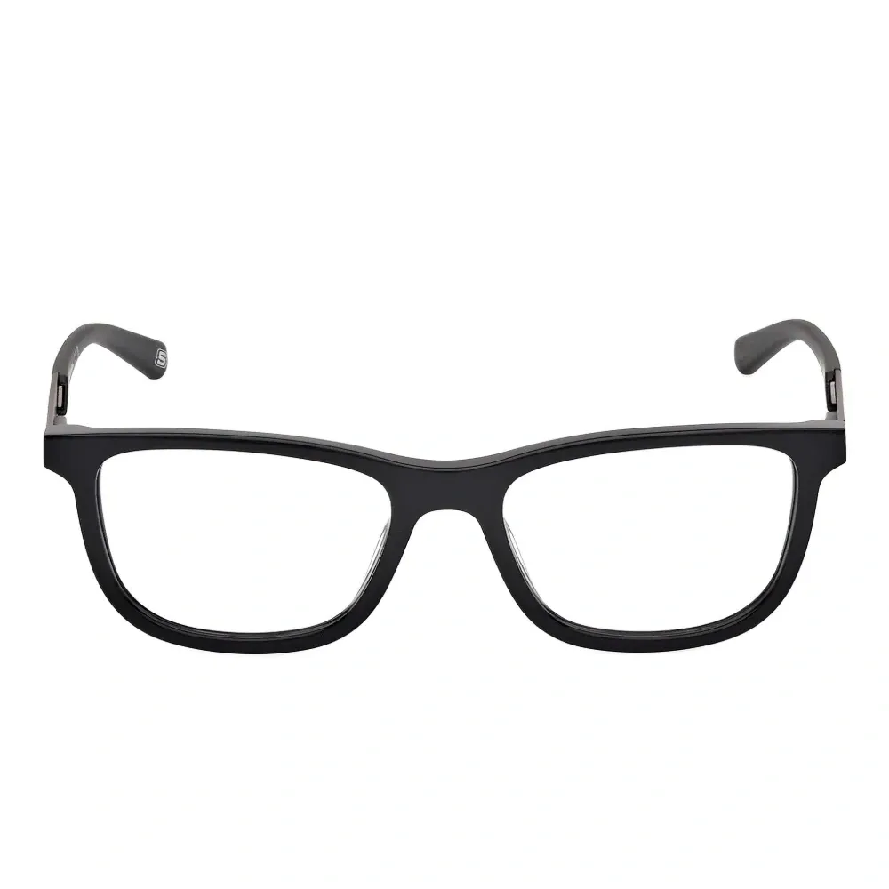 Очки в прямоугольной оправе