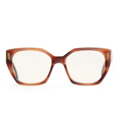 Очки в квадратной оправе