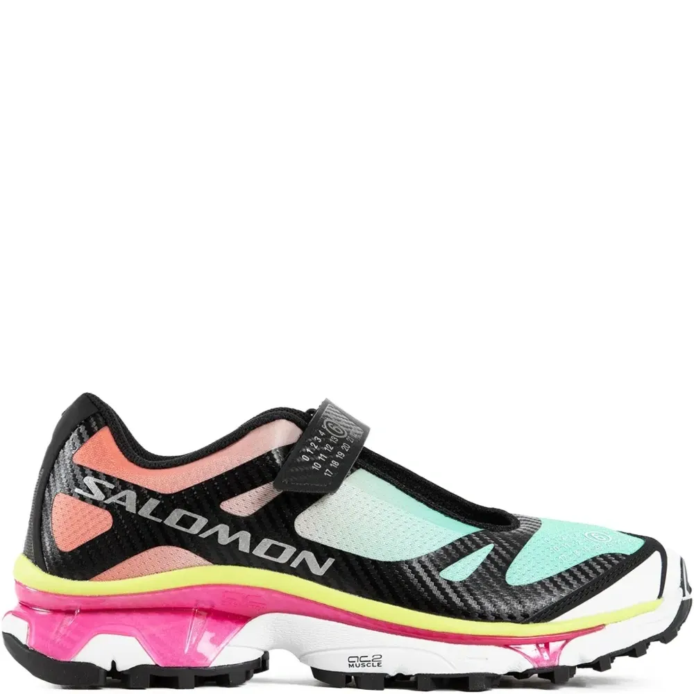 Кроссовки XT-Mary на липучках из коллаборации с Salomon Кроссовки XT-Mary на липучках из коллаборации с Salomon