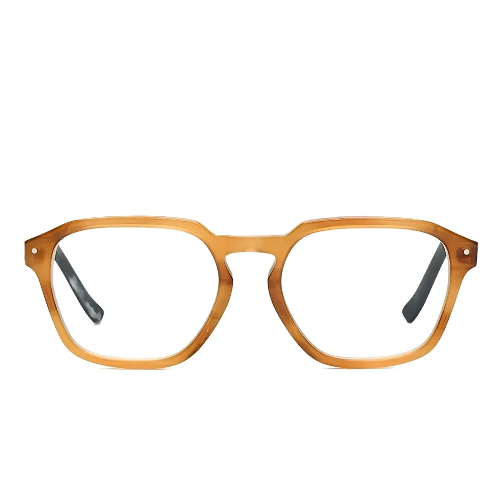 Очки в геометричной оправе