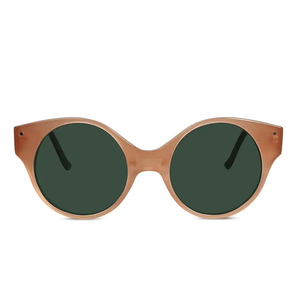 Солнцезащитные очки в круглой оправе