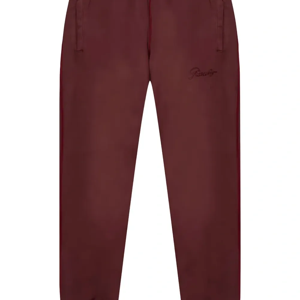 Спортивные брюки с вышитым логотипом