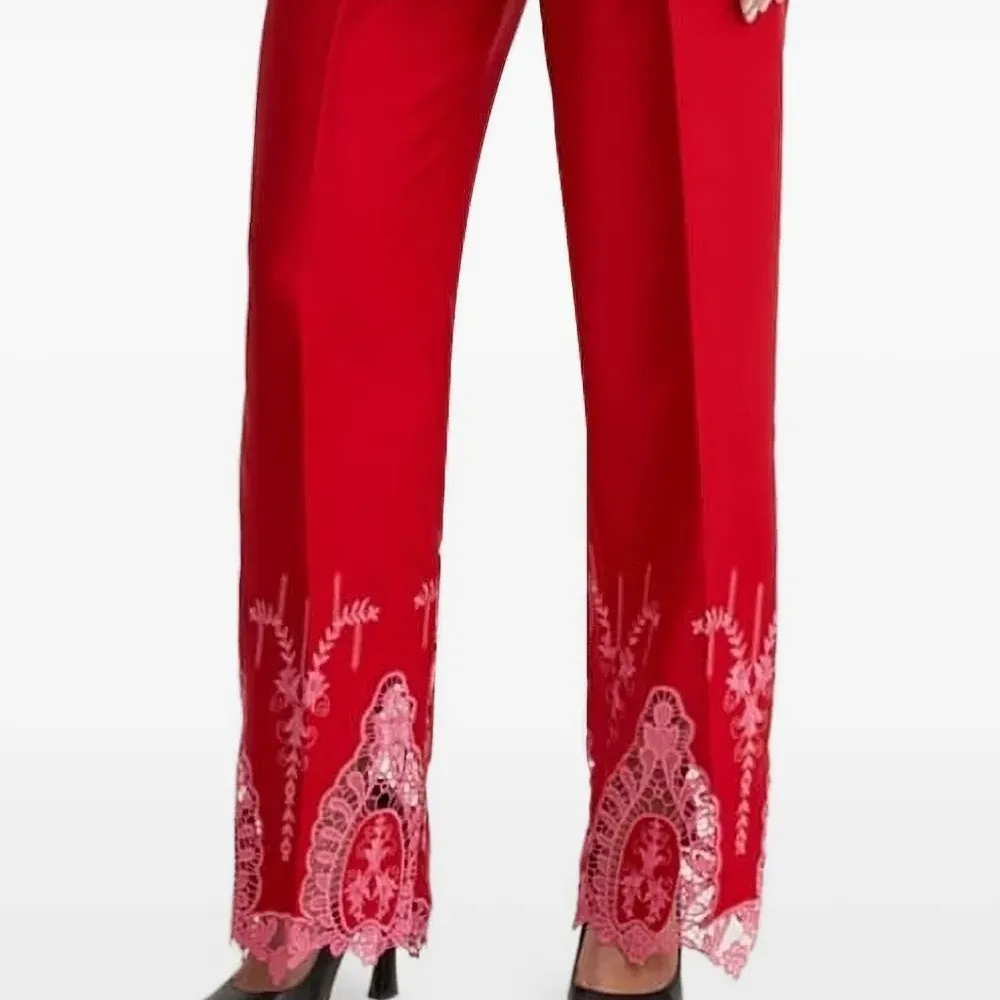 Брюки с завышенной талией