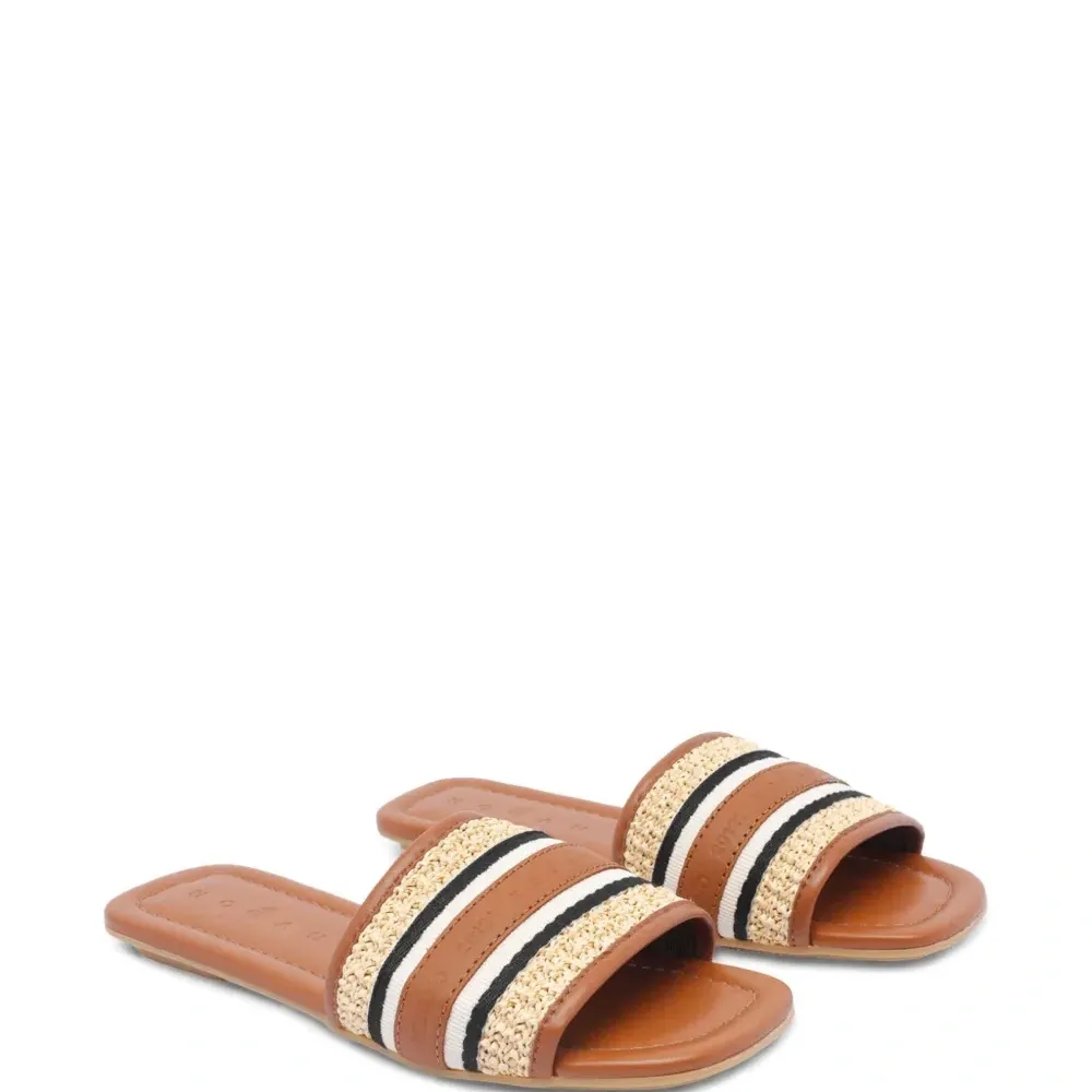 Шлепанцы с полосками