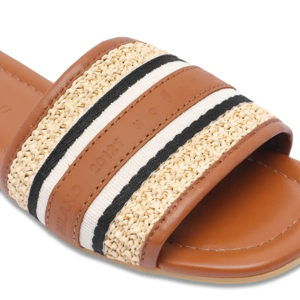 Шлепанцы с полосками