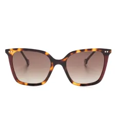 Солнцезащитные очки в квадратной оправе Солнцезащитные очки в квадратной оправе