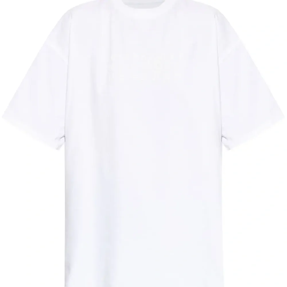 Базовая футболка