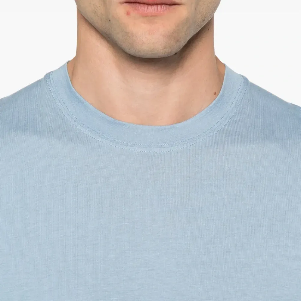 футболка с круглым вырезом