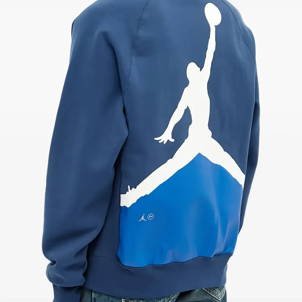 толстовка с круглым вырезом из коллаборации с Fragment толстовка с круглым вырезом из коллаборации с Fragment