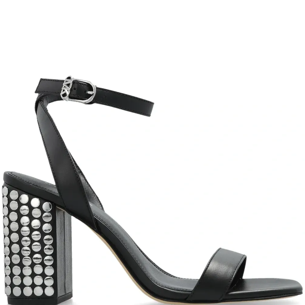 Босоножки Merriam 90