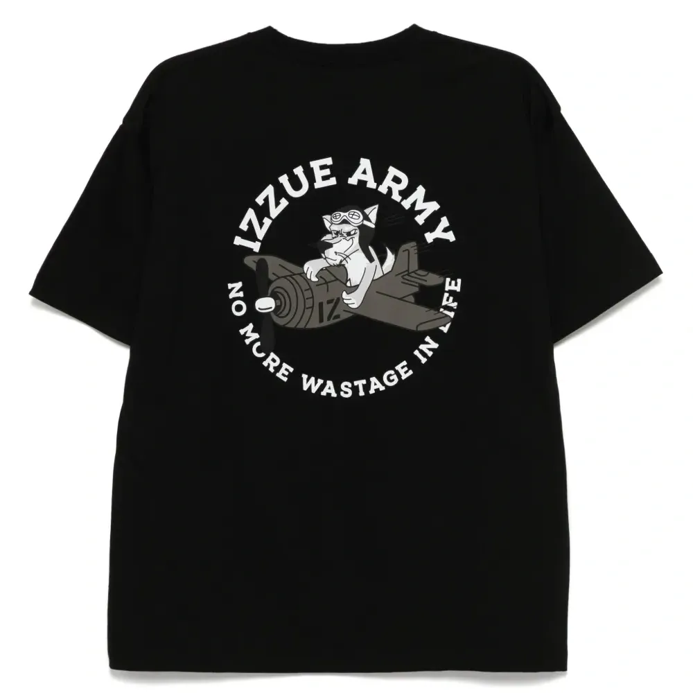 Футболка с нашивкой-логотипом