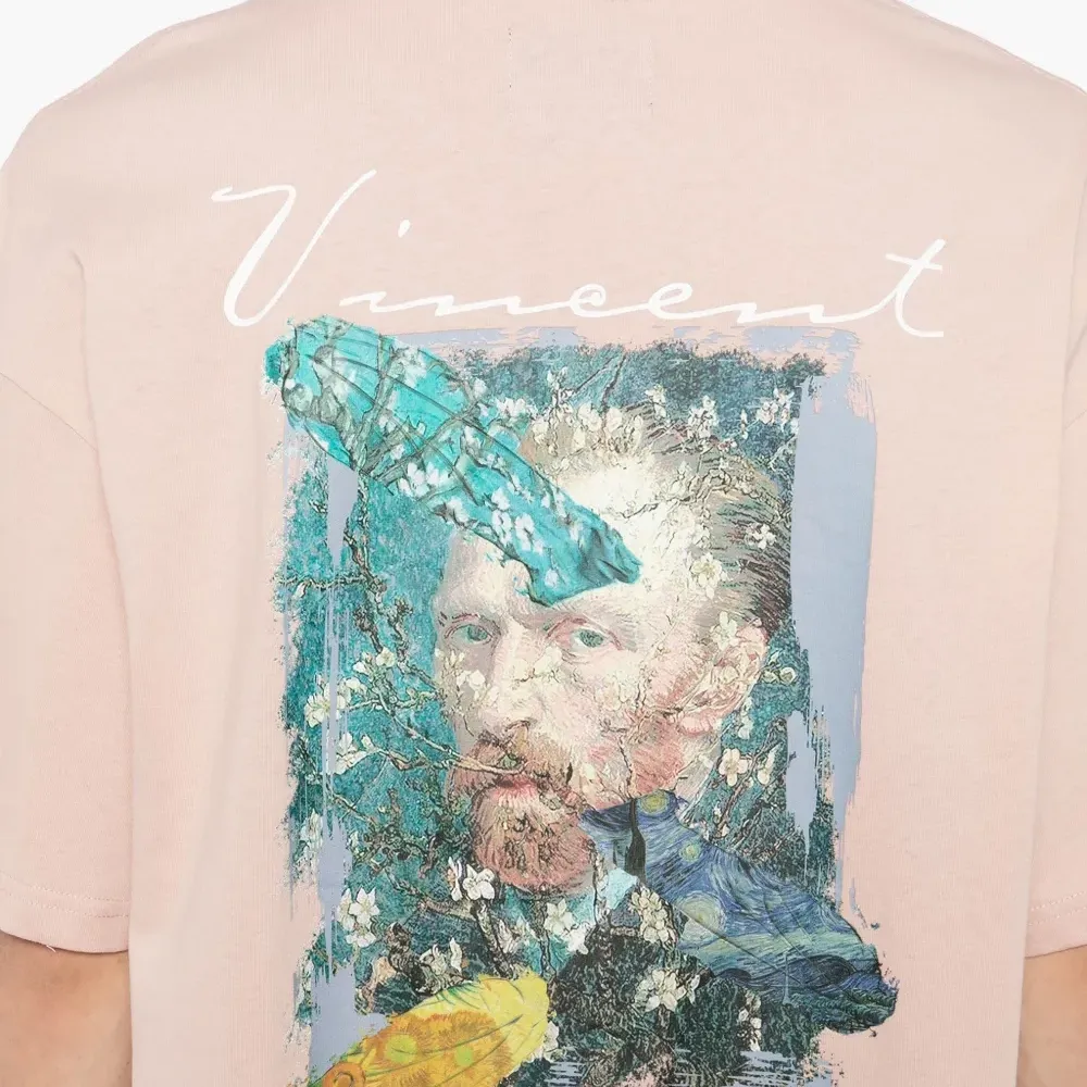 Футболка с графичным принтом