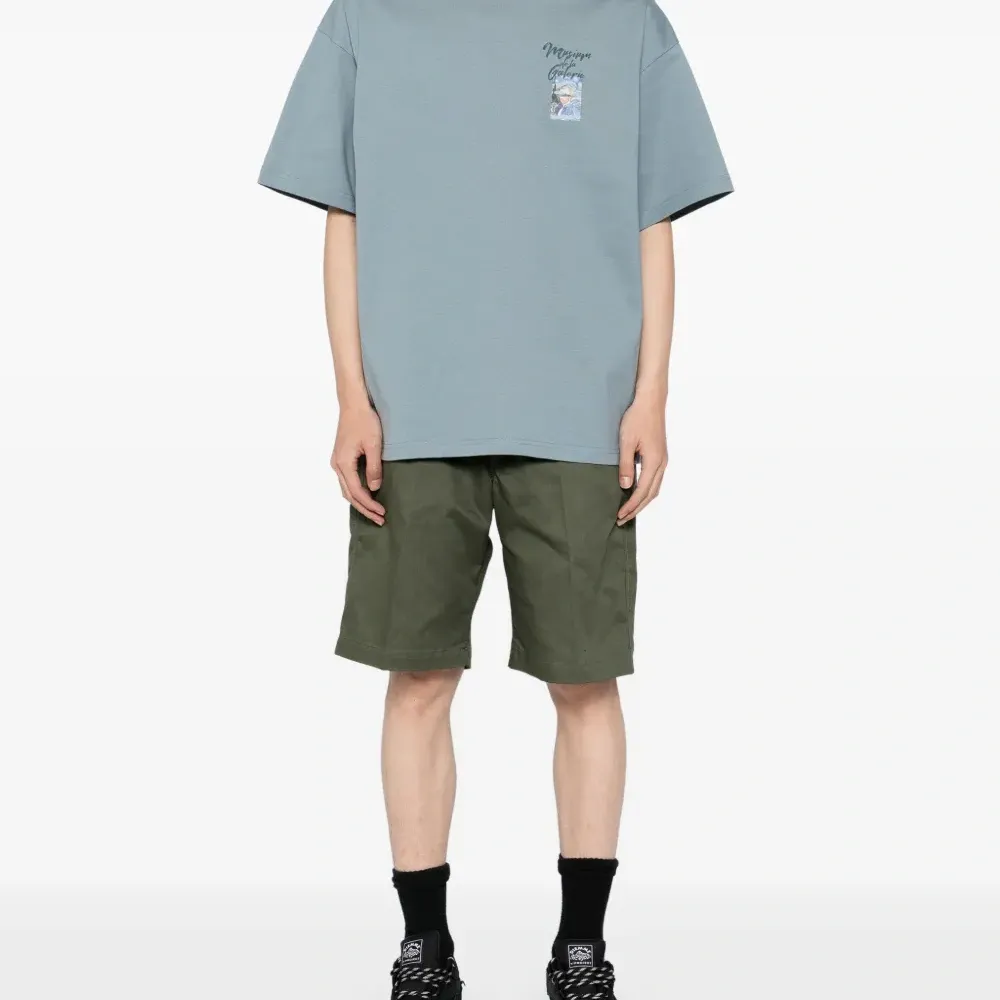 Футболка с графичным принтом