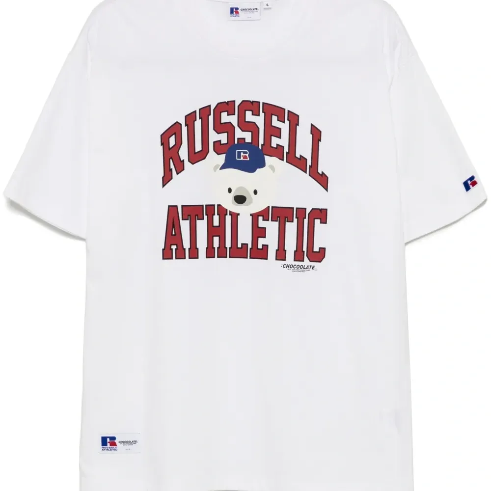 Футболка с графичным принтом