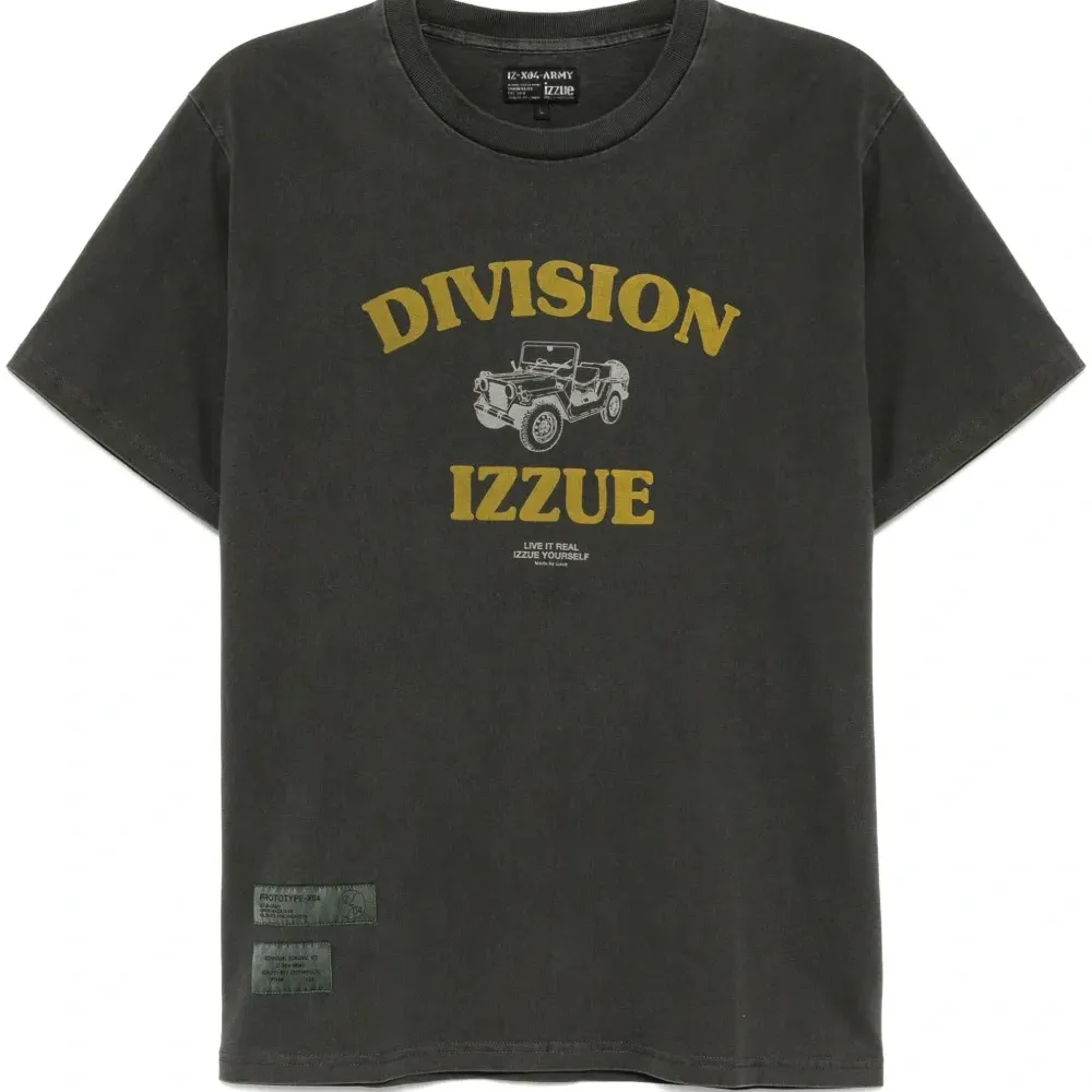 Футболка с графичным принтом