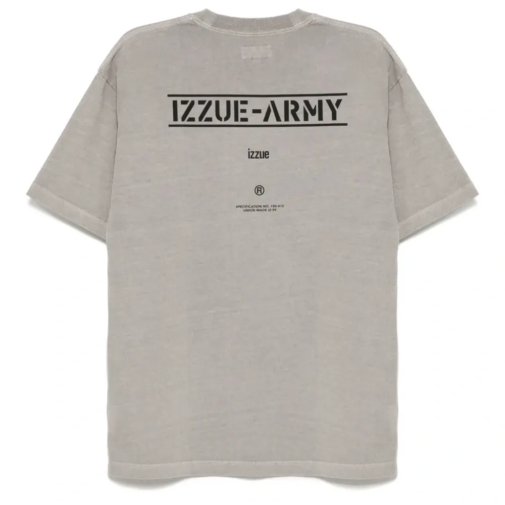 Футболка с логотипом