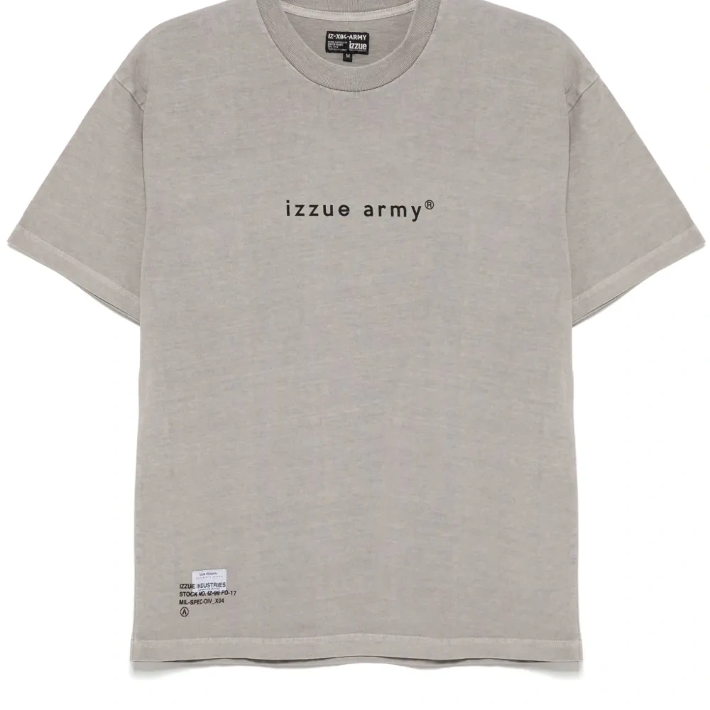 Футболка с логотипом