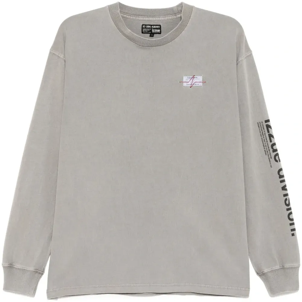 Футболка с нашивкой-логотипом