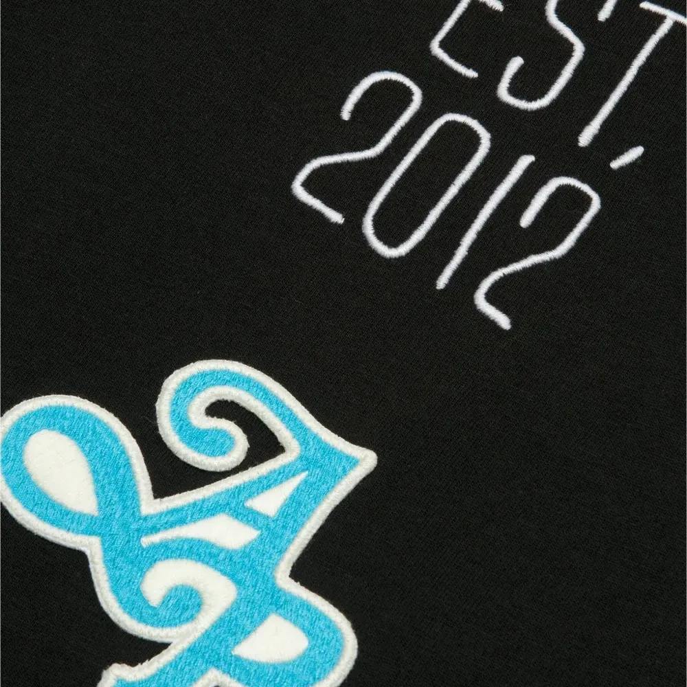 Футболка с принтом Футболка с принтом