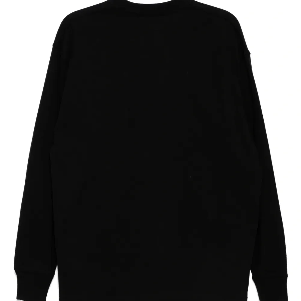 Футболка с нашивкой-логотипом