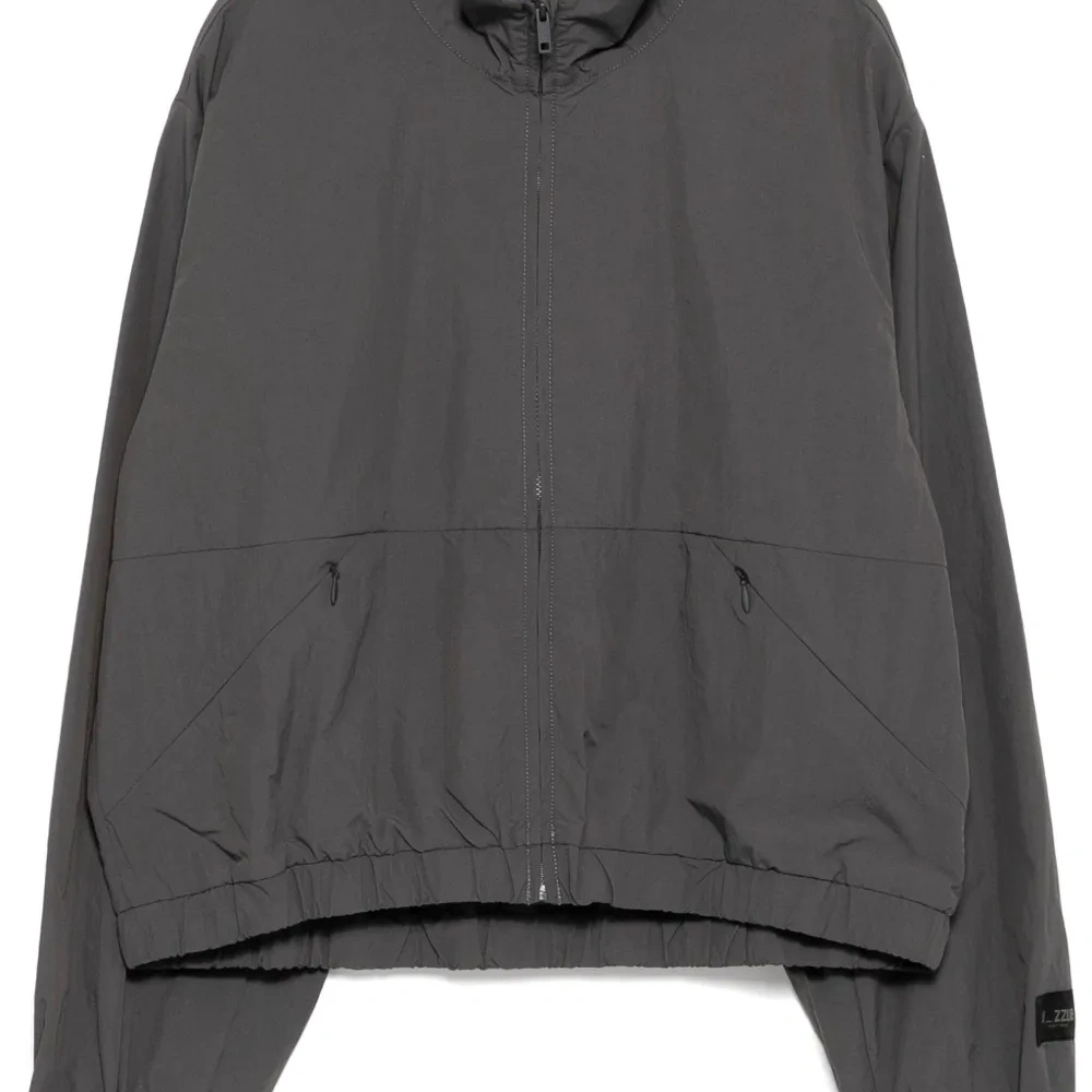 Куртка на молнии