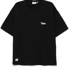 Футболка с вышитым логотипом