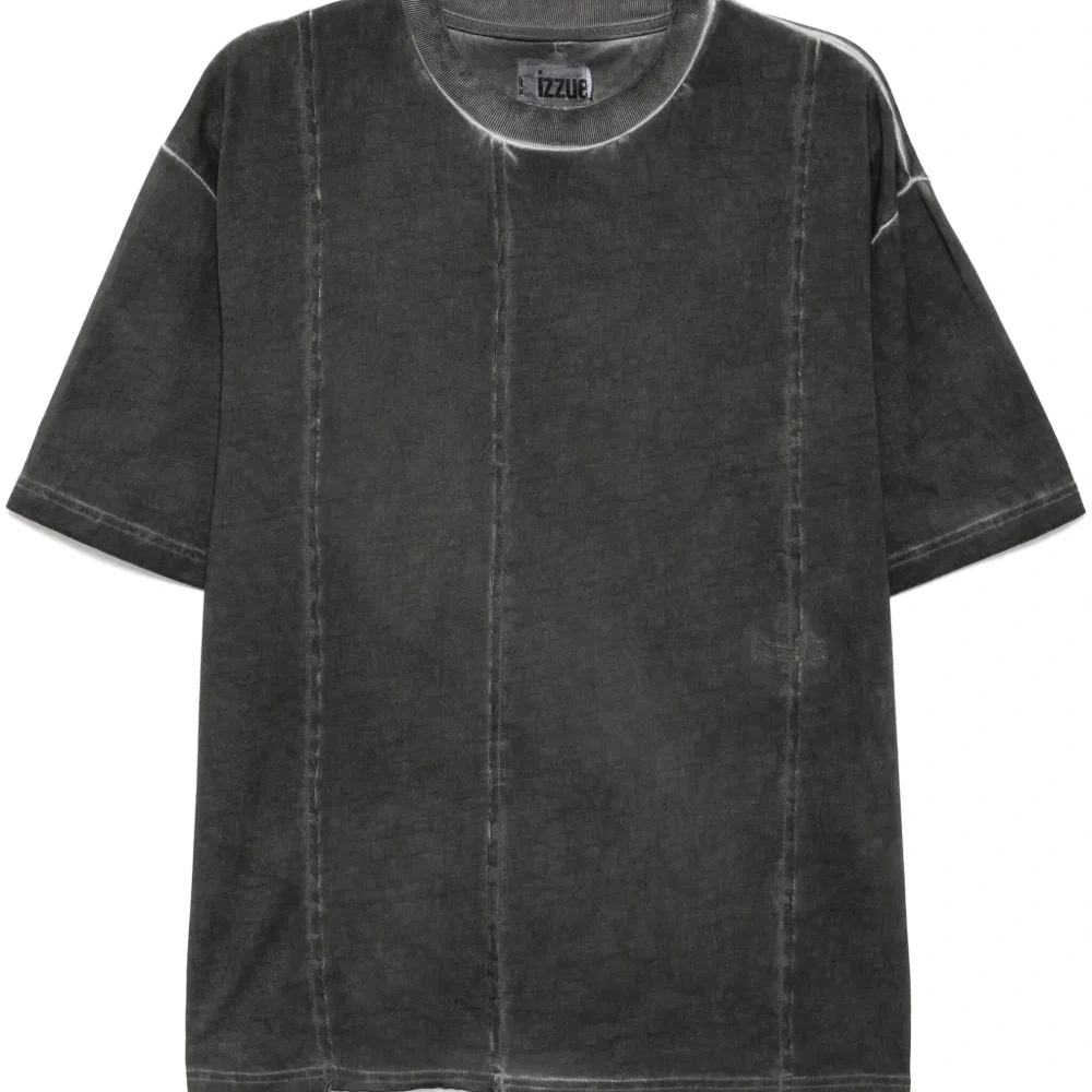 Футболка с асимметричным подолом