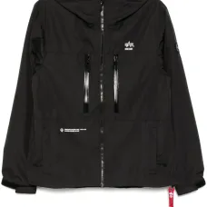 Куртка с вышитым логотипом