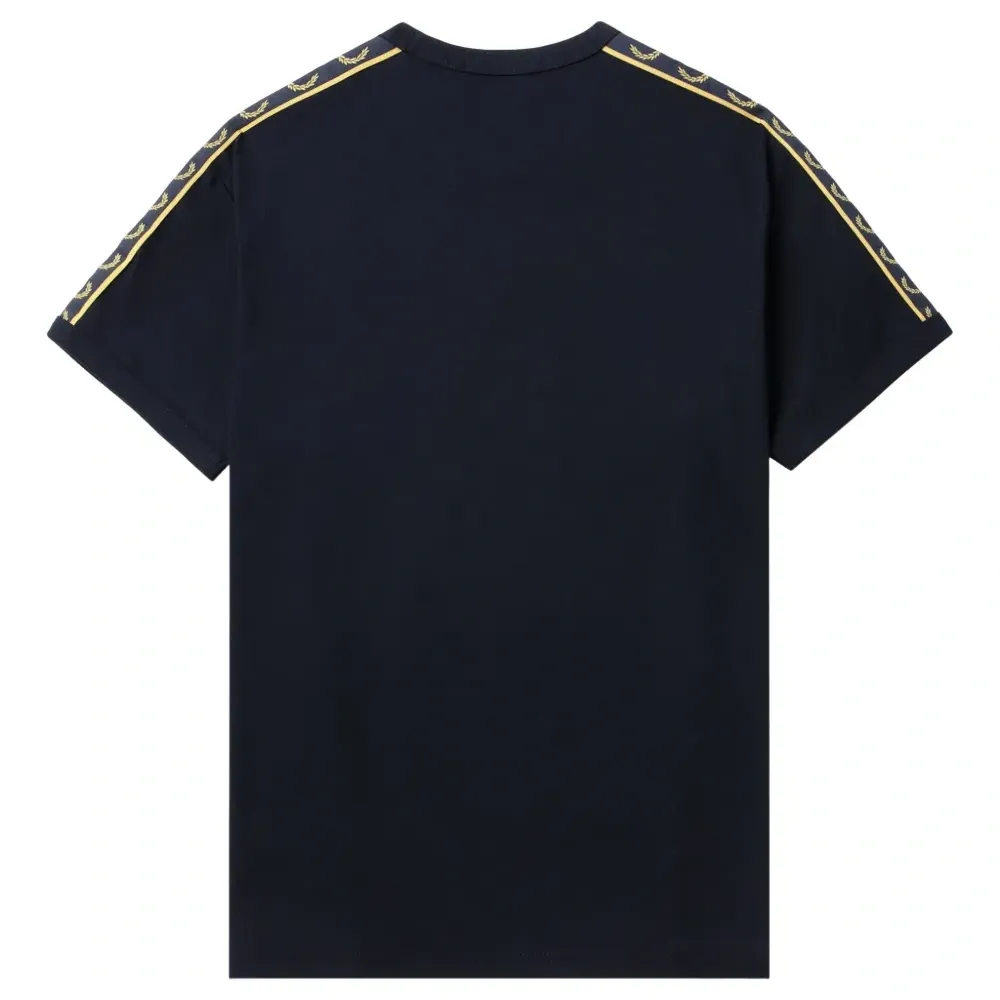 Футболка с контрастным кантом