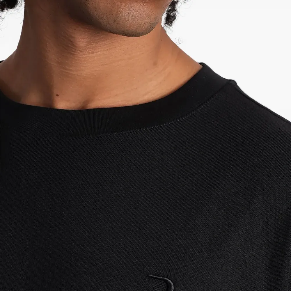 Футболка с круглым вырезом