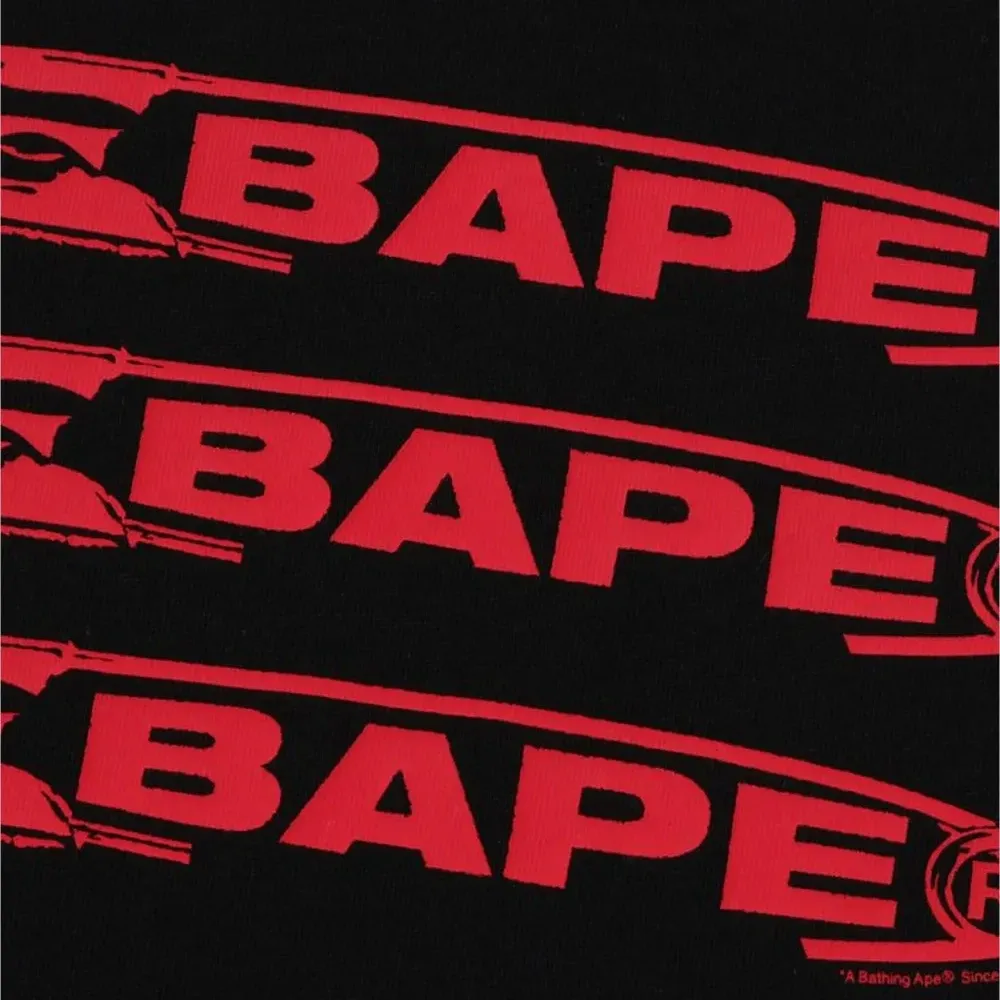 Футболка с логотипом