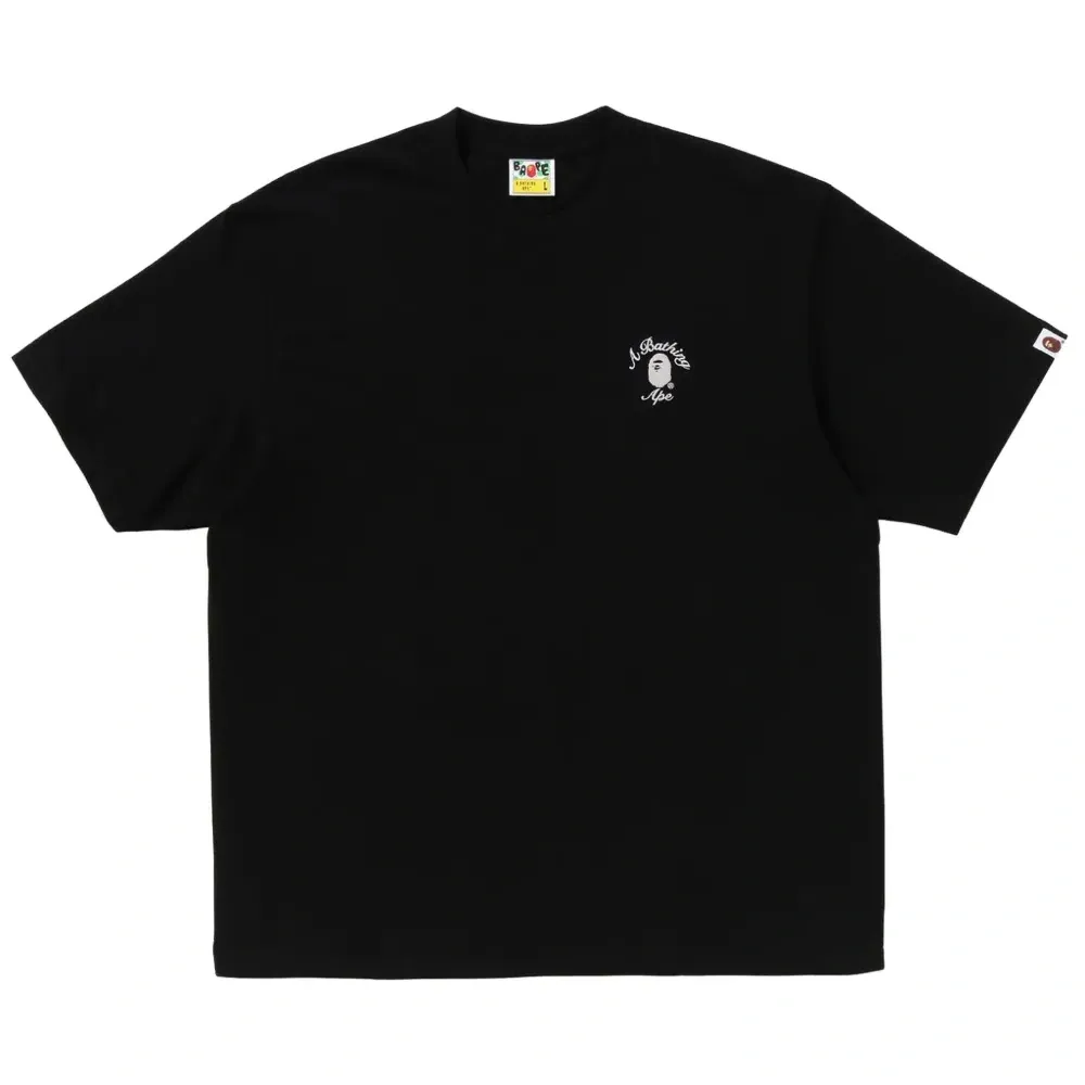 Футболка с вышитым логотипом