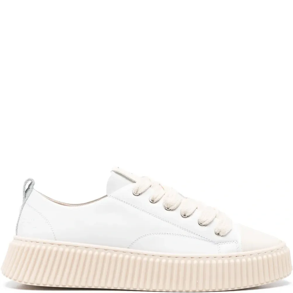 Кроссовки 2020