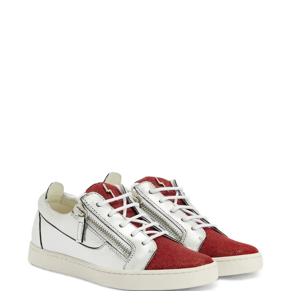 Кроссовки Nicki Кроссовки Nicki