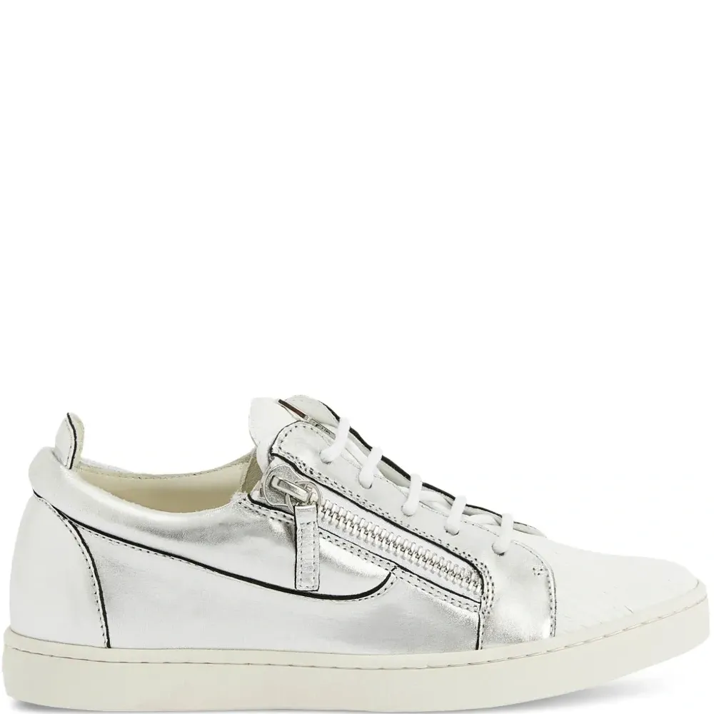 Кроссовки Nicki