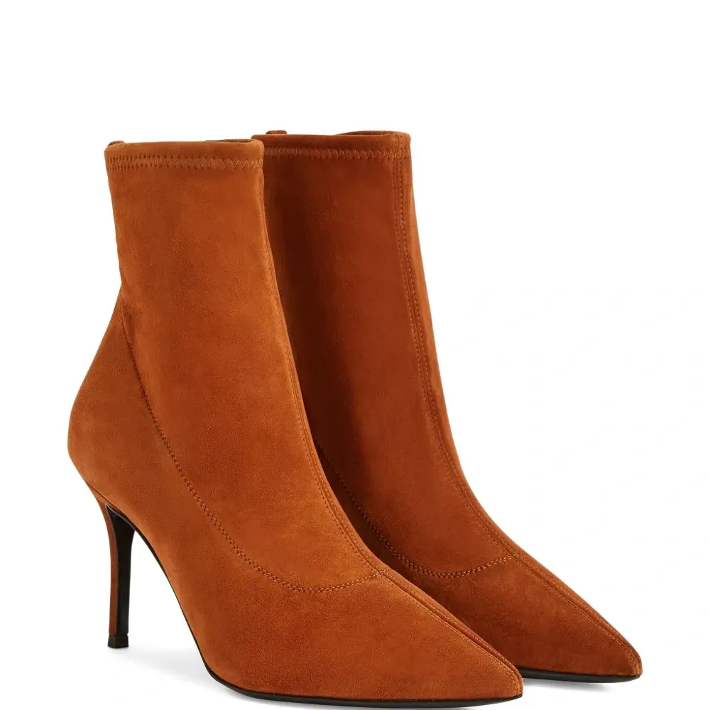 ботильоны Mirea с заостренным носком ботильоны Mirea с заостренным носком