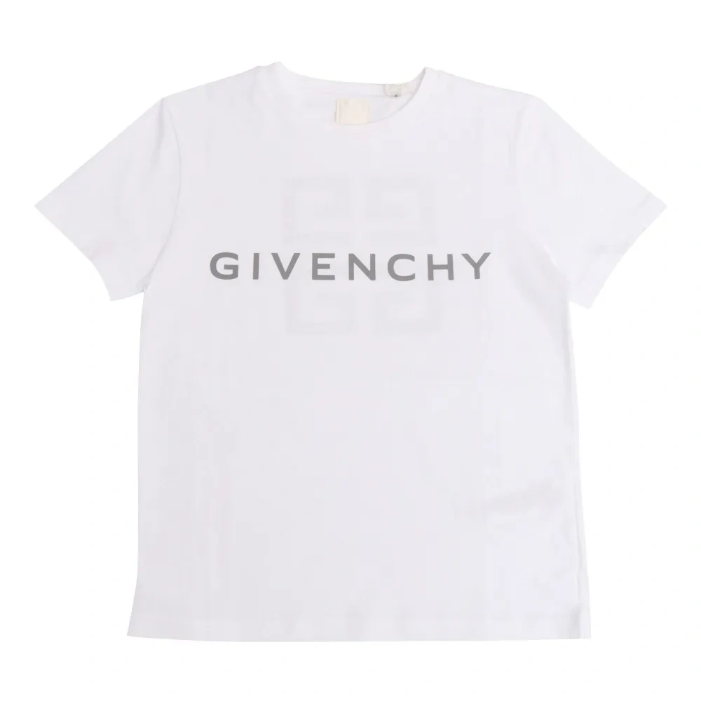 Футболка с логотипом