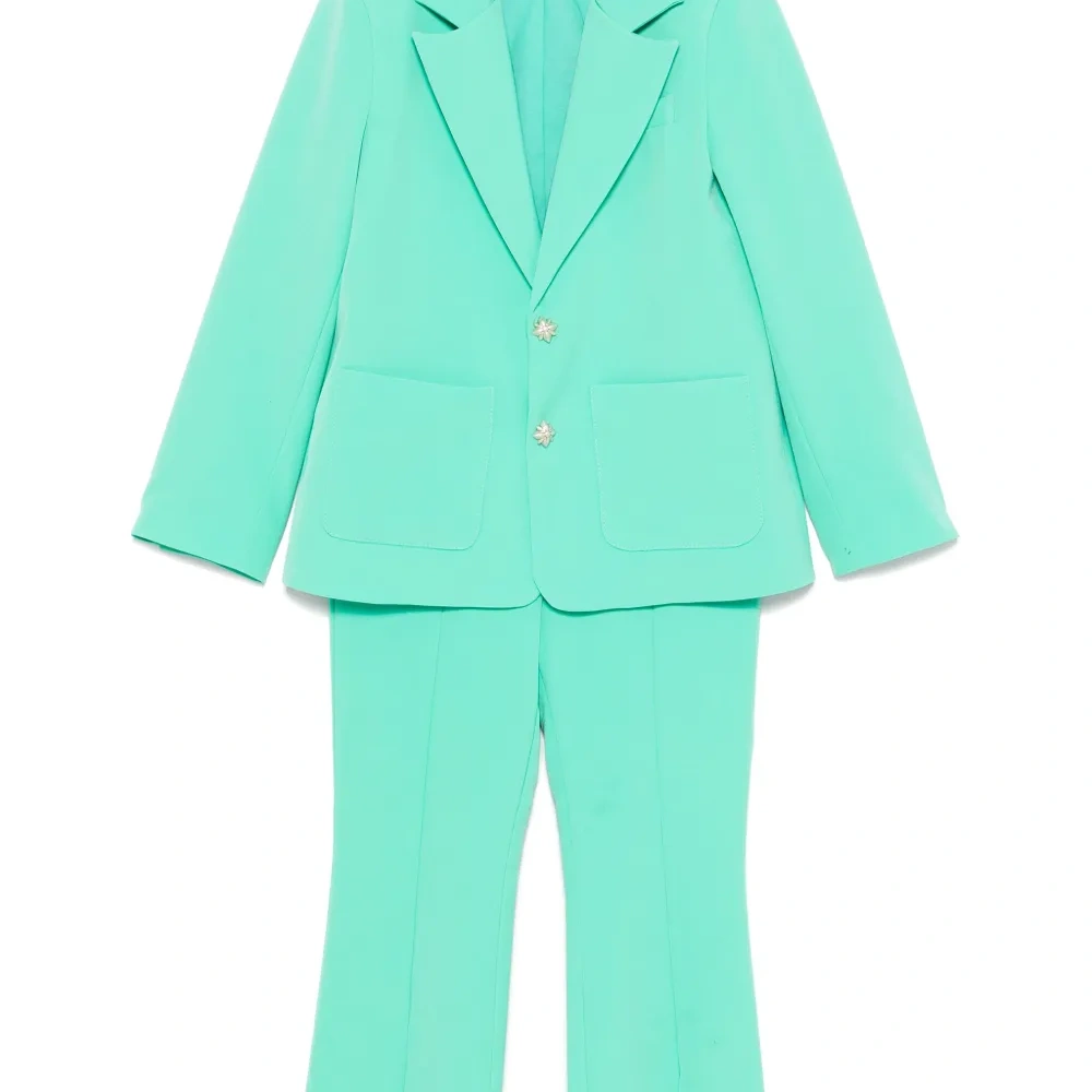 Костюм с однобортным пиджаком