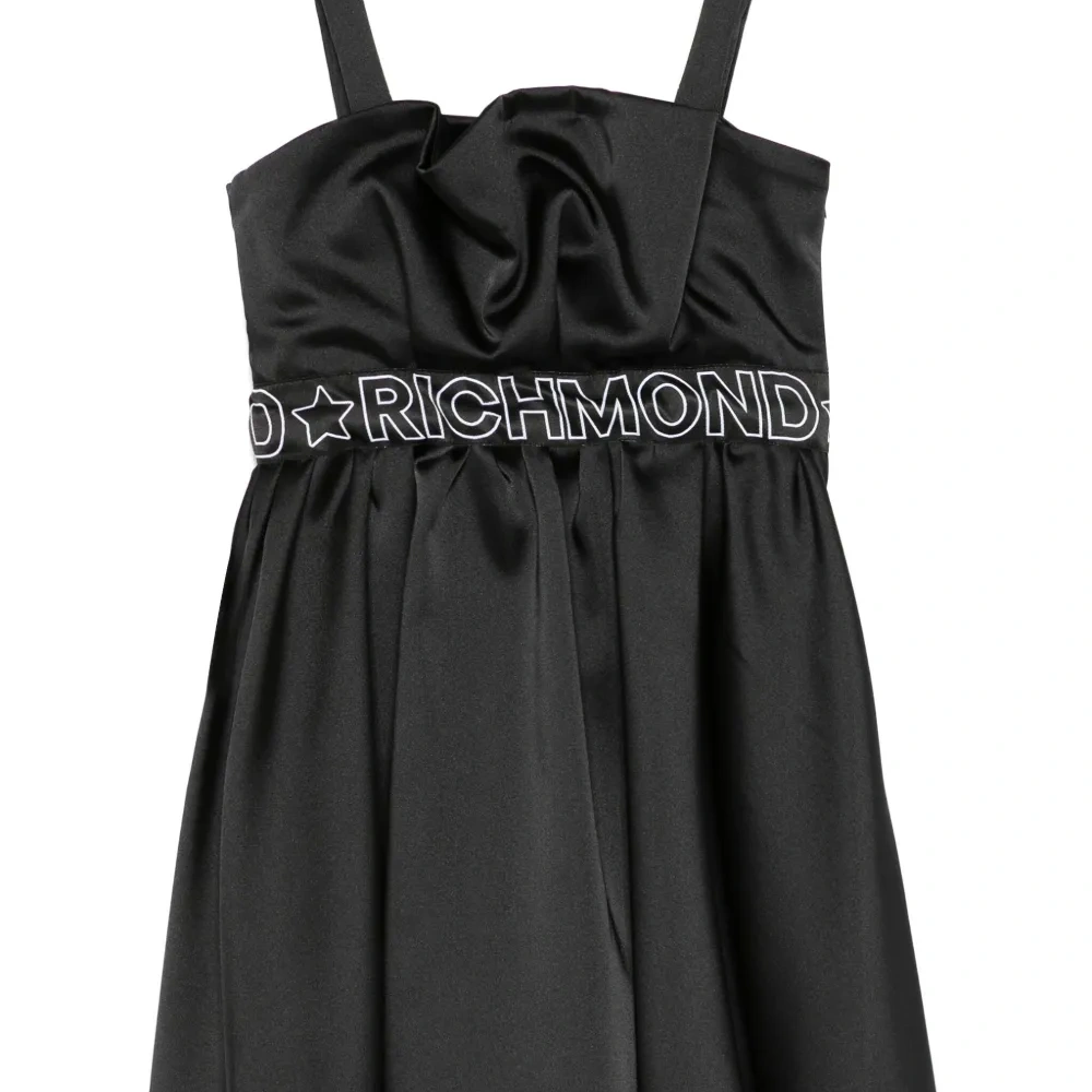 Платье с логотипом