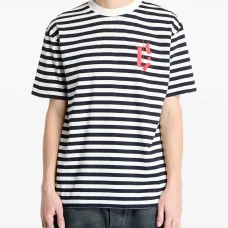 футболка с круглым вырезом