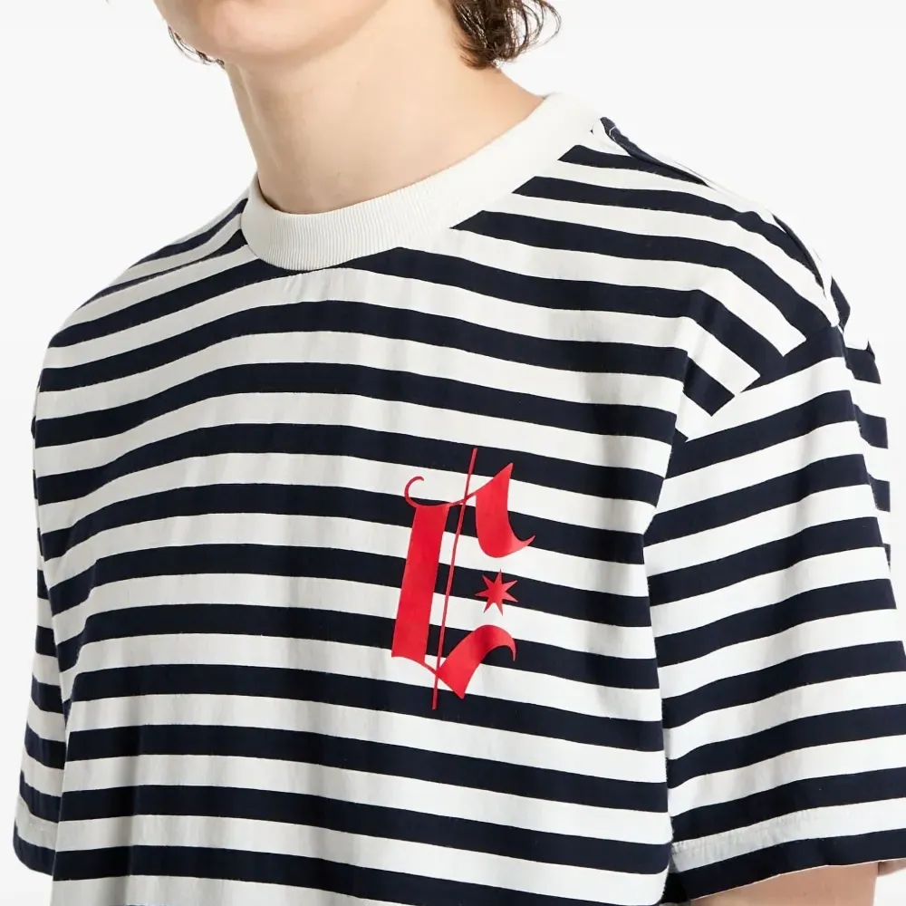 футболка с круглым вырезом