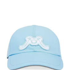 Кепка с вышитым логотипом